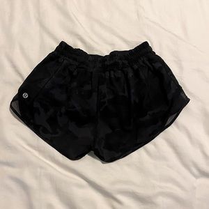 Camo lululemon shorts